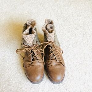Brown lace up boots